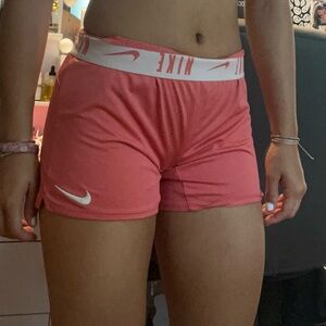 Nike Dri-fit Trophy bottoms